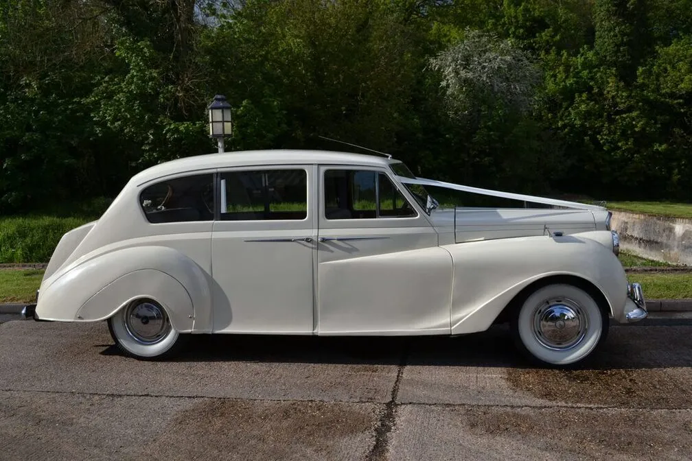 1962 Rolls-Royce Austin Princess Stretch Limousine outside (4) 1962 Rolls-Royce Austin Princess Stretch Limousine outside (4)